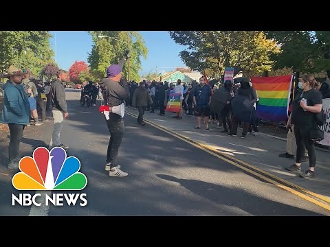 Armed Protesters Target Oregon Drag Queen Storytime