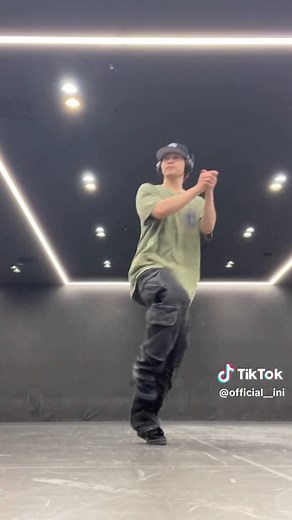 King & Prince Masaya Kimura Dancing to Moooove!!