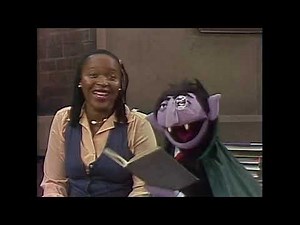 Sesame Street - Mumford produces shapes