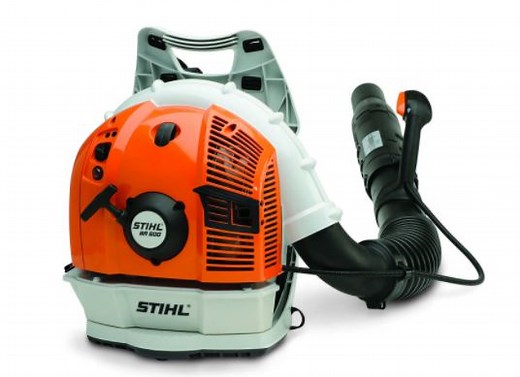 The STIHL BR600 is Basically A Jetpack Leaf Blower | The Lawn Review