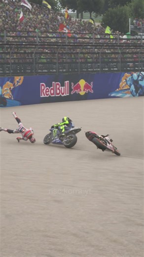 cara rossi hancurkan marquez sangat brutal