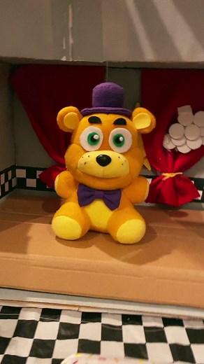 Mysterious Animatronic Found in Back Alley