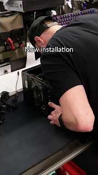 Work Experience Student Peeks Behind the Scenes in a PC Building Workshop 👀#pchardware