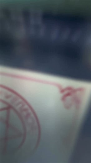 Monara Lovati on Instagram: "🌱📕LIVRO DA MACILLE📕🌱 Ou Grimorio sei la Pintando o desenho da capa #tutorial #dungeonmeshi #cosplay"