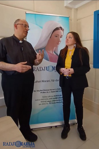 💛 🌎 🇦🇲 Maria Lewis tintervista lil Fr Antoine Borg - Direttur Radju Marija Malta fejn illum ħabbar liema pajjiż ser ngħinu din is-sena waqt il-MARIATHON organizzata mill-WORLD FAMILY OF RADIO MARIA fl-10, 11 u 12 ta' Mejju 🇦🇲 🌎 💛 🎥 Maria Mifsud Lewis | Radju Marija Malta