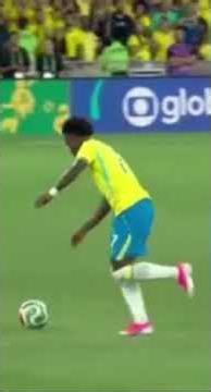 Vini Jr's Unstoppable Goal Against Panama! 🇧🇷🔥