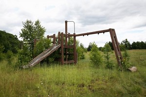 How to Restring a Yard Machine Weed Eater | Homesteady