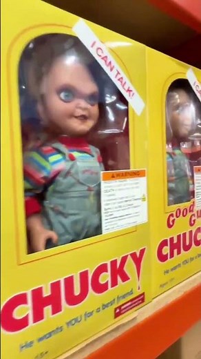 The 15” Chucky dolls from Mezco are now available to purchase #chucky #mezco