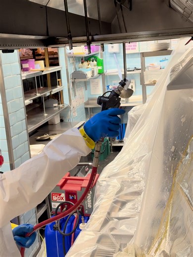 Thorough canopy cleaning with the Foam Box #cleaning #cleantok #professional #cleanup #cleanwithme #grease