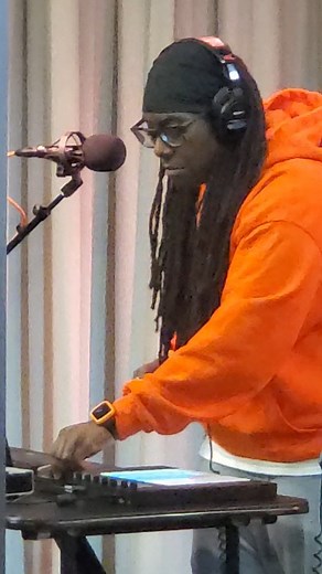 Late Tuneful Tuesday, Jlin brought her energetic beats to New Sounds . The set interview is the latest Soundcheck podcast. Videos at newsounds.org. #Jlin | Irene Trudel