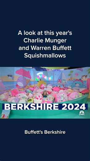 CNBC’S Becky Quick unveils the Charlie Munger and Warren Buffett Squishmallows at this year’s Berkshire Hathaway annual meeting. | CNBC