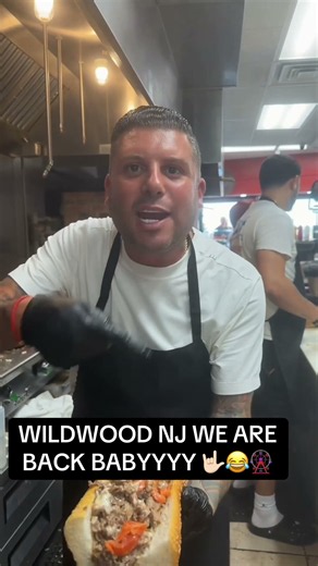 We are backkkkkm #mood #joeymerlino #skinnyjoeyscheesesteaks #snuff #summer #shore