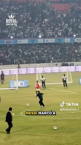 Este tipo hizo el RIDICULO delante de Messi. 😱⚽️ #futbol⚽️ #viral #noticias #messi