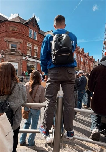 POV- spectating Manchester marathon 2026. May be too injured to run but you bet I was there spectating!! Amazing feeling to see 42,000 people getting after the marathon in the sunshine. Congrats everyone. Just to stand on the marathon start line command’s respect! #manchestermarathon #marathon #londonmarathon #fyp #manchester