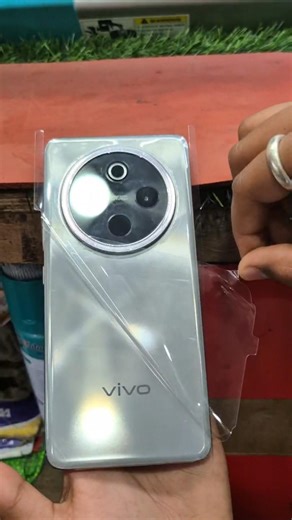 Castumer Chalenge ! Vivo T4 Back Glass Protector Membrane install #viral #shorts #youtubeshorts