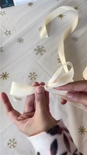 Easy Ribbon Bow in 1 Minute