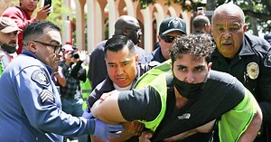 As USC cancels commencement, Columbia students worry theirs could be disrupted