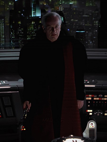 Exploring the Legacy of Darth Sidious in Star Wars