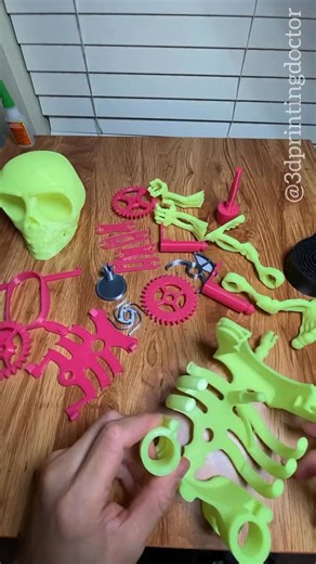 Best Halloween gift ever!!! And it is functional 😍. Play forbidden ever #skeleton #dancing #halloween #3dprint #halloweekend | 3DPrintingDoctor