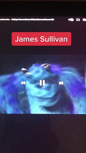 Who has the best roar? Sully Worthington or Tylor? Let me know in the comments! #monstersinc #roar #monstersuniversity #monstersatwork #pixar #disney