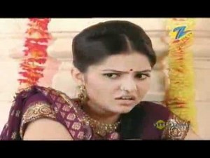 Chhoti Bahu | Best Scene | Sept. 17 '10 | Rubina Dilaik, Avinash Sachdev | Zee TV