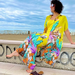 89K views · 2.6K reactions | La vera moda italiana pensata da donne per le donne di tutte le taglie! Seguici per scoprire tutte le tendenze della primavera 2023  | Over Alberto Cacciari | Facebook