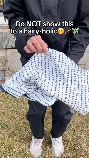 Wait for it… I never knew I needed this until now…🤯🪄💫