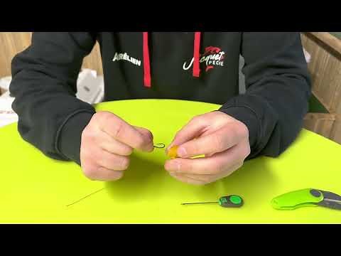 Setting up a carp fishing rig