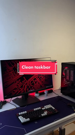 How to Customize Your Taskbar Like a Minimalist Pro