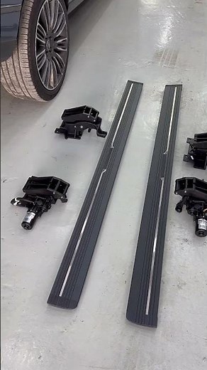 Range Rover deployable side steps installed #automobile #mechanic #rangerover #vogue #sidesteps
