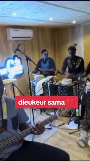 Aida Samb Live Performance - Team Aida Samb