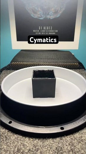 Frequency interacting with WATER! #frequency #cymatics #water