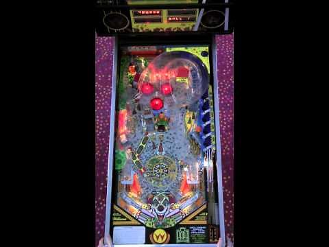 Cyclone Pinball Gameplay