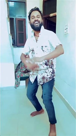 Java umra hai #funny dance#entertainment #short ...