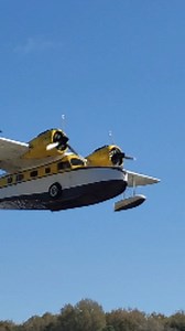Splash . . Video by Awesome and Unusual Aircraft | Awesome and Unusual Aircraft