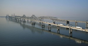 Le pont de la baie de Chesapeake, dans le Maryland, effraie les automobilistes