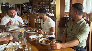 Hamdi hat diesmal nichts zu kritisieren, denn die Lammschulter ist so zart, dass sie ihm auf der Zunge zergeht. Auch das Taunuswild, welches Tayfun und Baris sich bestellt haben ist geschmacklich top. Und auch die Trüffelpasta schmeckt Max und Kerstin. #MeinLokalDeinLokal 😁📺 „Mein Lokal, Dein Lokal“ – Montag bis Freitag um 17:55 Uhr, bei Kabel Eins oder kostenlos streamen auf Joyn. | Mein Lokal, Dein Lokal