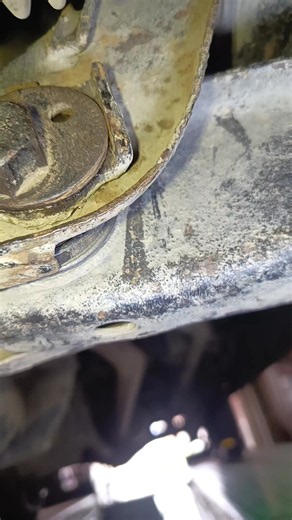 Ajuste de Camber y Caster en suspensión con barra de torsión