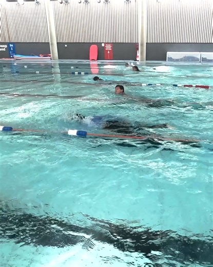 Check out our Grade 7 swimmers, as they engage in a challenging swimming-for-personal-survival unit. In a recent class, students embraced their first opportunity to tackle a clothed swim, practice survival entries, and learn how to make floatation devices from their clothing! Yet to come In the unit: safety in open water by recreating open-water situations, such as making a whirlpool and swimming through waves. Well done for taking the plunge, Grade 7! | The American School in London