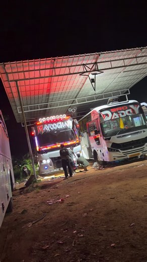 SOUNDFORCE AUDIOS ™️ | Every masterpiece has a cheap copy. Don't get fooled by it. Experience a properly bi-amped 3-way line array system.... | Instagram