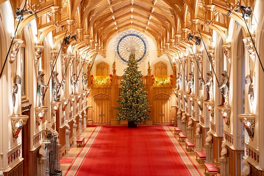 See Windsor Castle's Spectacular 2025 Christmas Decorations