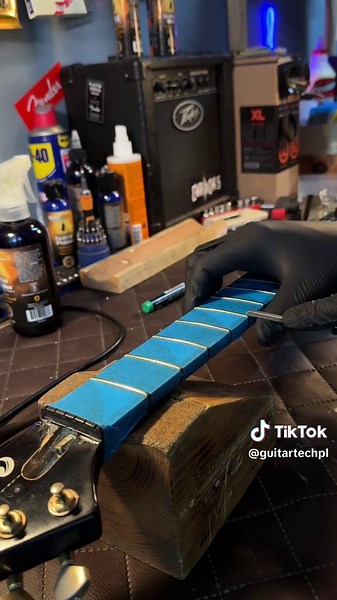 Flat Frets Repair: Re-Crowning and Polishing Guide