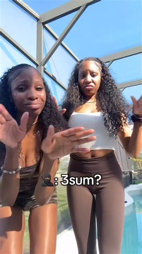 THE TWINZ | TWIN probs😭👯‍♀️ #explore #twins #twinsies #twinproblems | Instagram