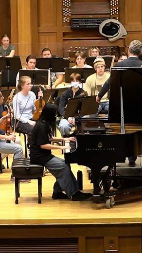 Quách Hoàng Nhi Plays Bohemian Rhapsody at Lawrence University