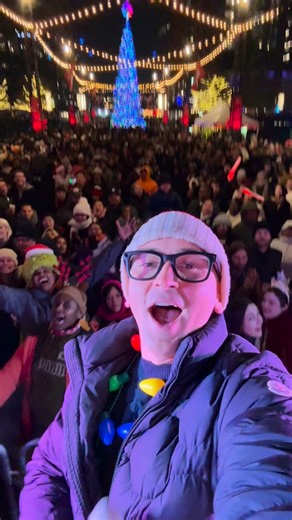 1K views · 300 reactions | ️ 2025 Holiday Boat Parade at @thewharfdc!  60+ beautifully decorated boats showed off their holiday spirit at the annual Holiday Boat Parade and this year’s boats DID NOT disappoint! From Taylor Swift, to Minions, to the winning Winter Olympics-themed boats, this parade had it all! ️ Did you join us last night at District Pier or did you catch the livestream? Tell us your favorite boats in the comments! | Tommy McFly | Facebook