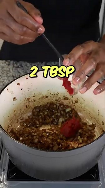 Easy Slow Cooked Beef Tips and Gravy