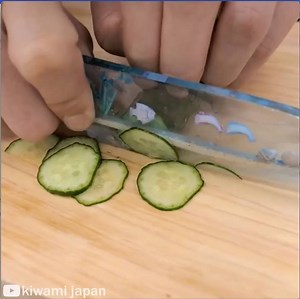 31M views · 19K reactions | Sharpest UV Resin kitchen knife in the world  Credit: Watch the full video here: bit.ly/2AiqlSV | Taste Life | Facebook