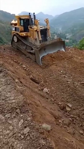 7.3K views · 109 reactions | Bulldozer massive push #fypシ゚ #caterpillar #machine #viralchallenge #construction #agriculture #trend #canada #australia #usa | Matthew Okwuosa | Facebook