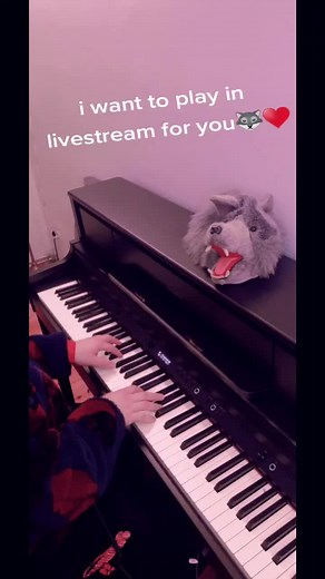 #improvisation on my #piano to go #viral because i want to play in #livestream for you people...Just a #wolf and its #piano #🐺 #♥️