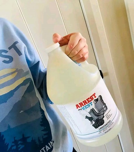 林 Powerful Multipurpose Cleaner: Cleans, Disinfects, and Kills...